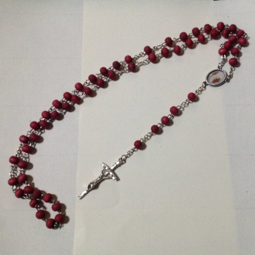 Retro Pope Francis Red Wood Rosary Crucifix,Italy Basilica